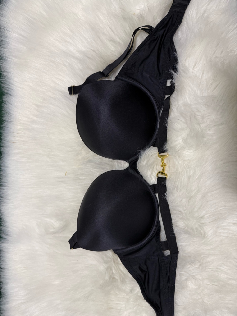 La SENZA Black Beyond Sexy Classic Plunge Bra with Gold Accent